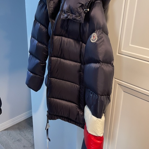 Moncler down jacket - Picture 6 of 6